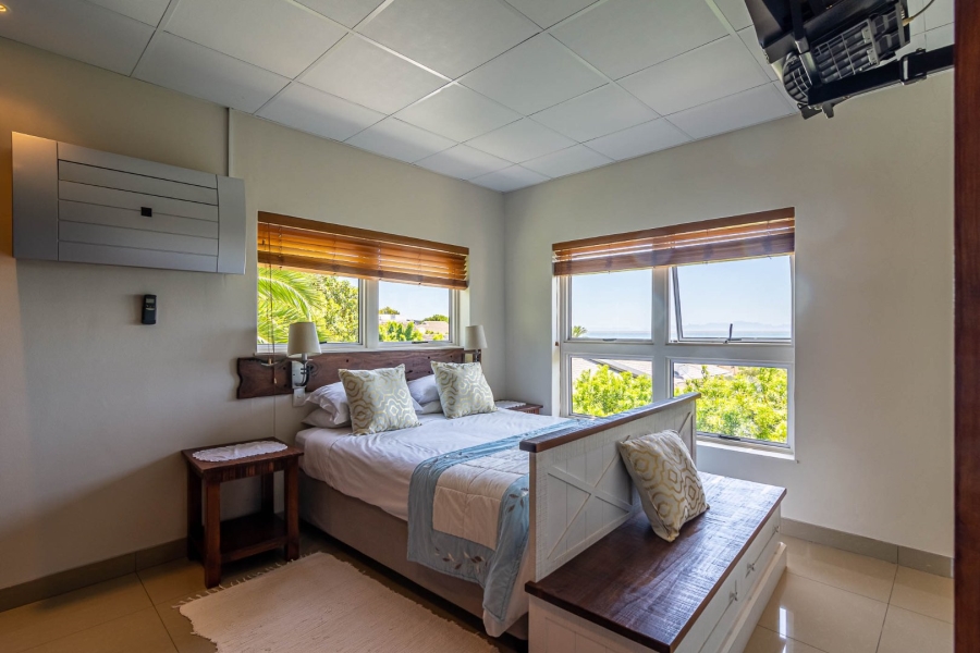 11 Bedroom Property for Sale in Gordons Bay Village Western Cape